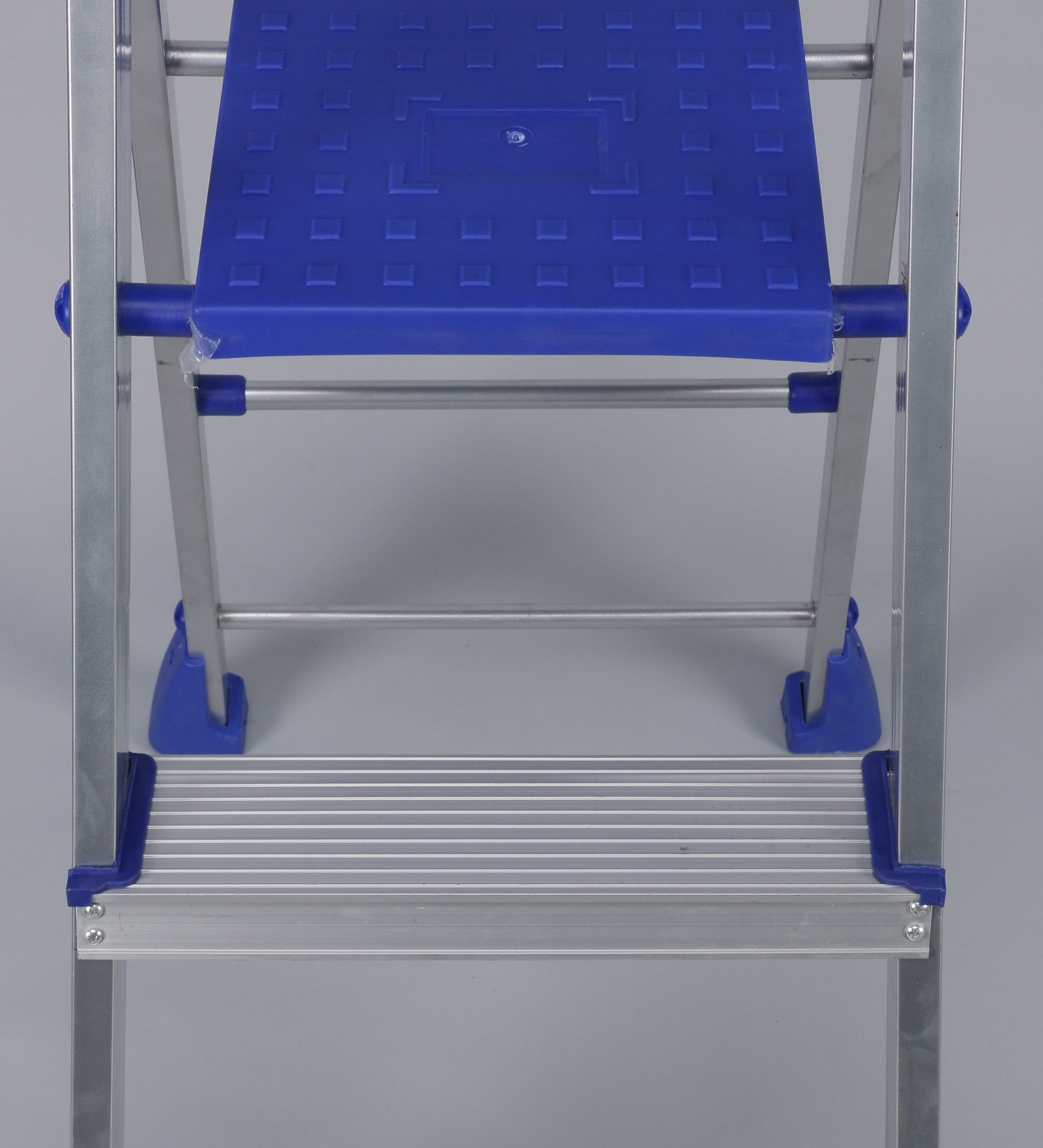 3-Step Parasnath Aluminium Folding Ladder 3.2 Ft with Anti-Skid Wide Steps